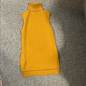 Uniqlo Golden Ribbed Knit Top